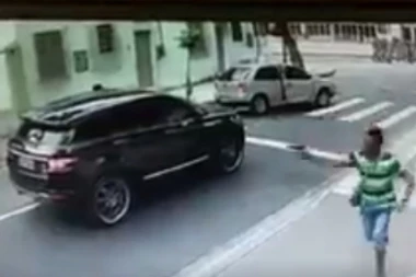 (VIDEO) Opljačkan golman u Riju