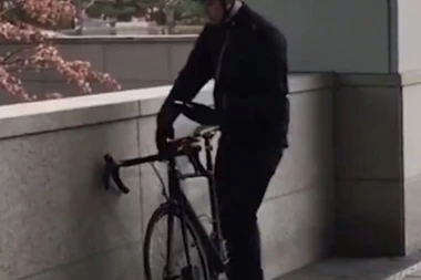 (VIDEO) MAGIJA: Uz ovu spravu vam nikada neće ukrasti bicikl!