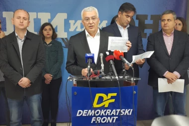 DEMOKRATSKI FRONT: Srbofob i vazal Milo Đukanović ZNA DA JE GOTOV