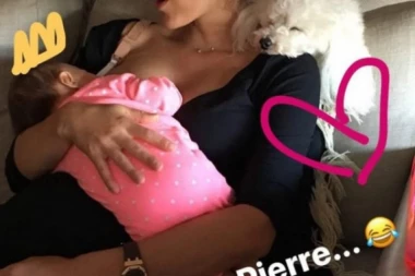 (FOTO) Jelena Đoković podelila fotografiju na kojoj doji ćerku Taru