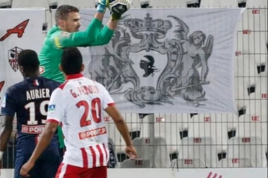 NASILNIK: GOLMAN PRETUKAO DEVOJKU!