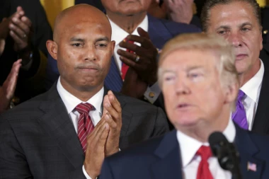 TRAMP PATI OD POREMEĆAJA LIČNOSTI?!