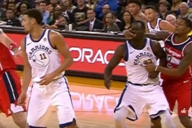 (VIDEO) Ovo nije NBA, već boks-meč!