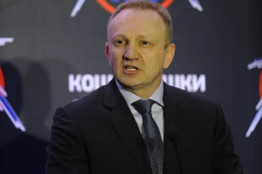 Pošta Srbije finansira Đilasa da ruši Vučića!