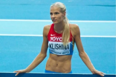 (FOTO) Tu gde pamet stane, a hormoni polude: RUSKA ATLETIČARKA U NIKAD IZAZOVNIJEM IZDANJU!