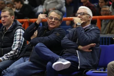 (VIDEO) MEGA ISPUSTILA +17: Radonjić, Vujošević i Čović gledali pobedu Cedevite