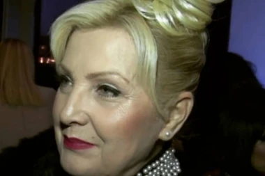 Mala od skandala joj ovo neće oprostiti: Snežana Đurišić progovorila o Karleušinom pevanju!