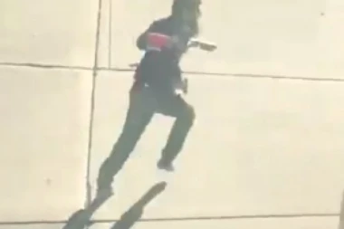 (VIDEO) JEZIVI SNIMAK: Ovako je monstrum bežao nakon krvavog pira na Menhetnu!