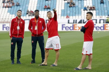 (FOTO) Zvezdini "manekeni" se zaputili u London!