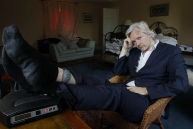 ASANŽ O MASAKRU NA MENHETNU: Da je CIA manje obučavala teroriste, možda se to ne bi desilo!