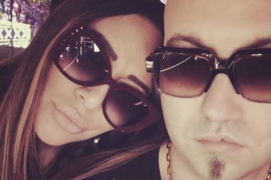 RASTA MOLI ANU DA SE POMIRE!