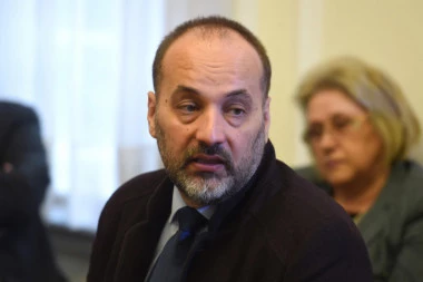 JANKOVIĆ BI DA PROTERA VULINA I DA SE TAKO DODVORI HRVATIMA