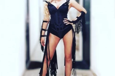 Učesnik Zadruge MASTURBIRAO na Anabelu, Lunina reakcija zaprepastila sve!