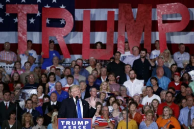 FEJSBUK, GUGL I TVITER istražuju mešanje Rusije u izbore SAD?!