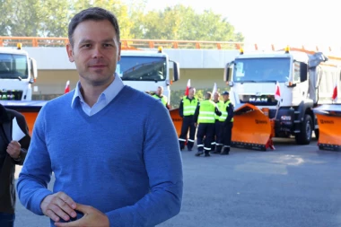 Siniša Mali potpisuje dva MEGA GIGA ugovora sa Kinezima!