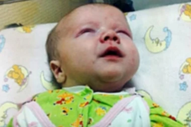 PORODILJA SE VRATILA KUĆI SA TUĐOM BEBOM: Neviđen skandal u Crnoj Gori