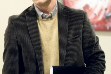 (VIDEO) Ovo se neće svideti "Delijama": Nađ pevao na svadbi uvredljivu pesmu na Zvezdin račun!