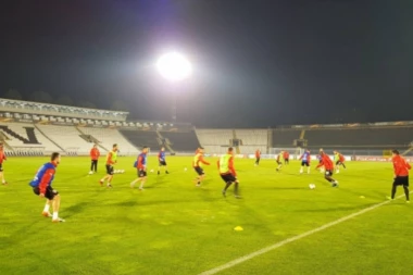 ALBANCI SE VEĆ ŽALE!