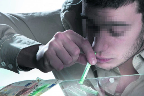 Berance pune nozdrve "koke" stavile iza rešetaka na 30 dana