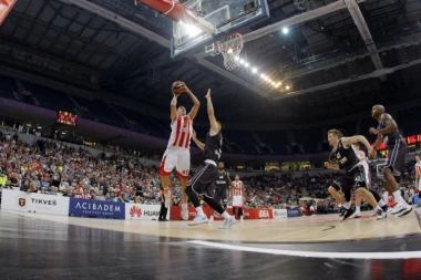(VIDEO) Podrška navijača i u porazu Zvezde!