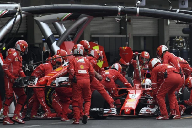 FERARIJEV POTEZ OČAJNIKA: Iz penzije se vratio čovek najzaslužniji za Šumaherove uspehe