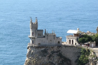 PROVOKACIJA KOJU PODSTIČU ZAPADNI MENTORI: Neće pomoći ni "tri kita", Krim je odavno ruski