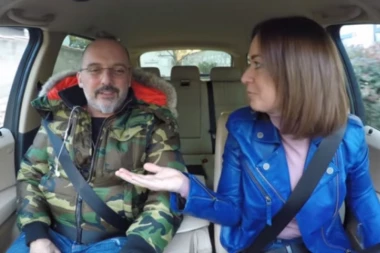 (VIDEO) TONI CETINSKI MANIJAČKI JURCA ulicom u kojoj se desila NESREĆA!