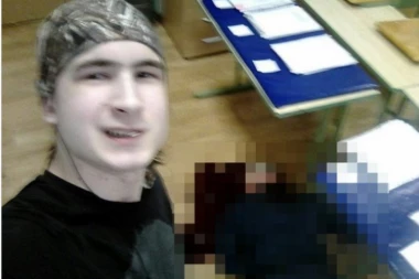 (UZNERMIRUJUĆI SADRŽAJ) PLAVI KIT: Zaklao profesora, slikao se s njim, pa se ubio!