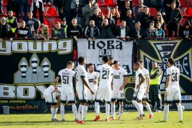 Grobari održali bukvicu igračima Partizana