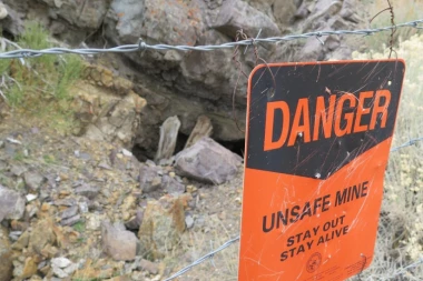 IZBEGNUTA TRAGEDIJA: Tri dečaka ušla u minsko polje!