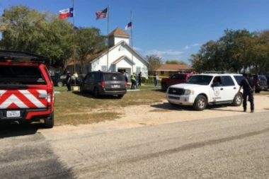 (VIDEO) PANIKA U TEKSASU: U CRKVI IZREŠETAO 27 LJUDI