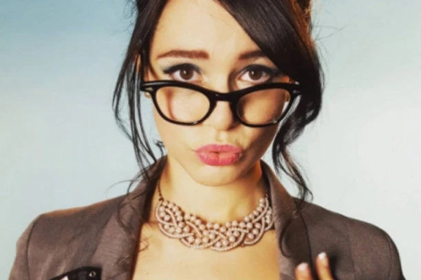 Požurite na kioske! Samo u Srpskom telegrafu: Političari posećivali bordel Madam Stele u Šapcu