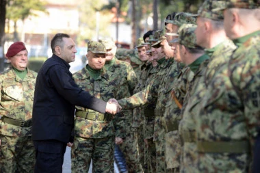 EVO KOLIKU ĆE PLATU IMATI SRPSKI VOJNICI OD 1. JANUARA