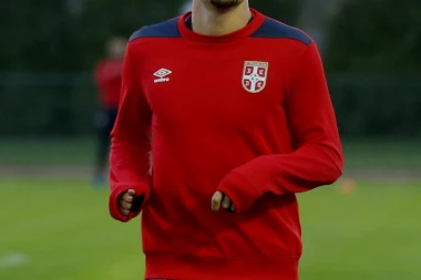 Sergej se seli u London?!