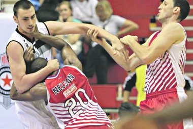 Košarkaški derbiji puni incidenata: OD KRAĐE PEHARA DO TUČE SA ŽANDARMERIJOM