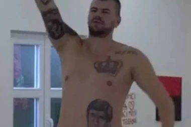 UMREĆETE OD SMEHA: Janjuš prokomentarisao bivše cimere!