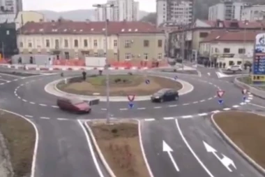 (VIDEO) PLAKAĆETE OD SMEHA: Era u kružnom toku kao u Užičkom kolu