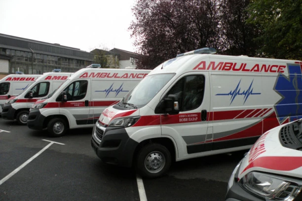 Saobraćajka na Čukaričkoj padini: Vozač stao da propusti čoveka sa dvoje dece, drugi preticao i POKOSIO IH