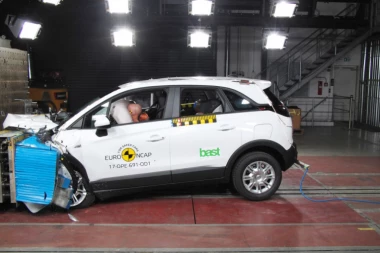 Pet Euro NCAP zvezdica za Opel Crossland X