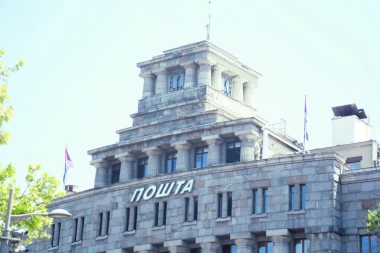 SMENJENA DIREKTORKA POŠTE: Na njeno mesto dolazi BIVŠI MINISTAR!