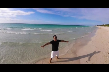 (FOTO) Domić džabe išao u Dominikanu: Dragi pobegao od uragana!