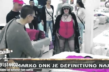 (FOTO) ŽIŽA POLUGOLA U TRIKOU: Glumica šokirala zadrugare