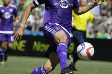 (FOTO) Selfi koji košta milione: ČETVORICA NAJVEĆIH FUDBALSKIH UMETNIKA NA JEDNOM MESTU!