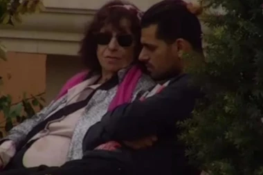 Bora opsovao Žižu, GLUMICA SE GUŠILA U SUZAMA!