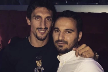 (FOTO) Savić i Oblak lumpovali uz Aleksandru Prijović