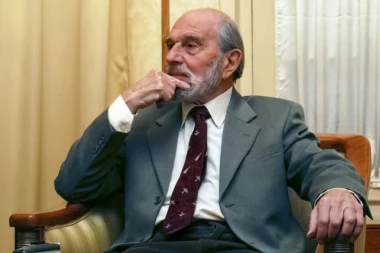 SVET UBRZANO KLIZI KA NUKLEARNOM PAKLU: Mračno predviđanje dvostrukog agenta MI6 i KGB