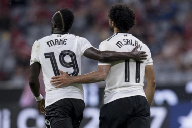 (VIDEO) Sadio Mane sprečio skandal u Engleskoj! Kako je uz VAR ovo moguće?