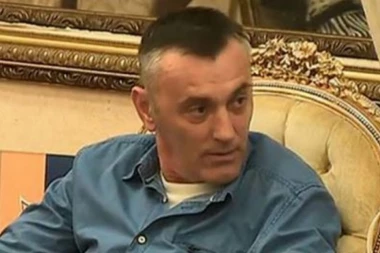 BIVŠI POLICAJAC GOSTOVAO U PAROVIMA, PA BRUTALNO PRETUČEN