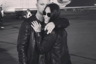 Letelo perje na nastupu?! Nikolija i Relja se žestoko posvađali!