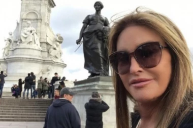 Ima 68 godina, promenila je pol, SAD JE SPREMNA ZA MAJČINSTVO?